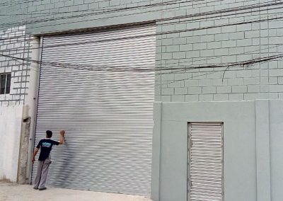 Porta Industrial Fechada
